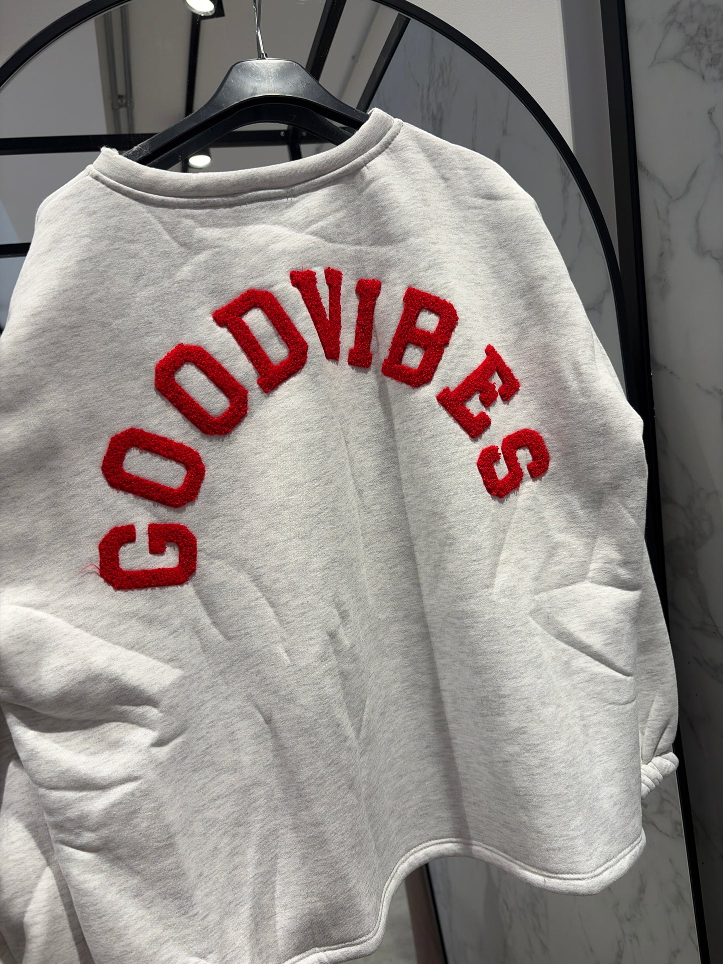 GOODVIBES Oversized Sweatshirt
