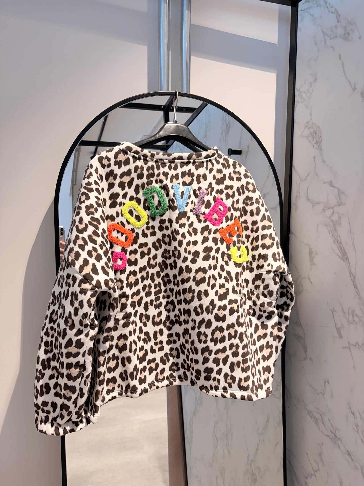 GOODVIBES Oversized Sweatshirt