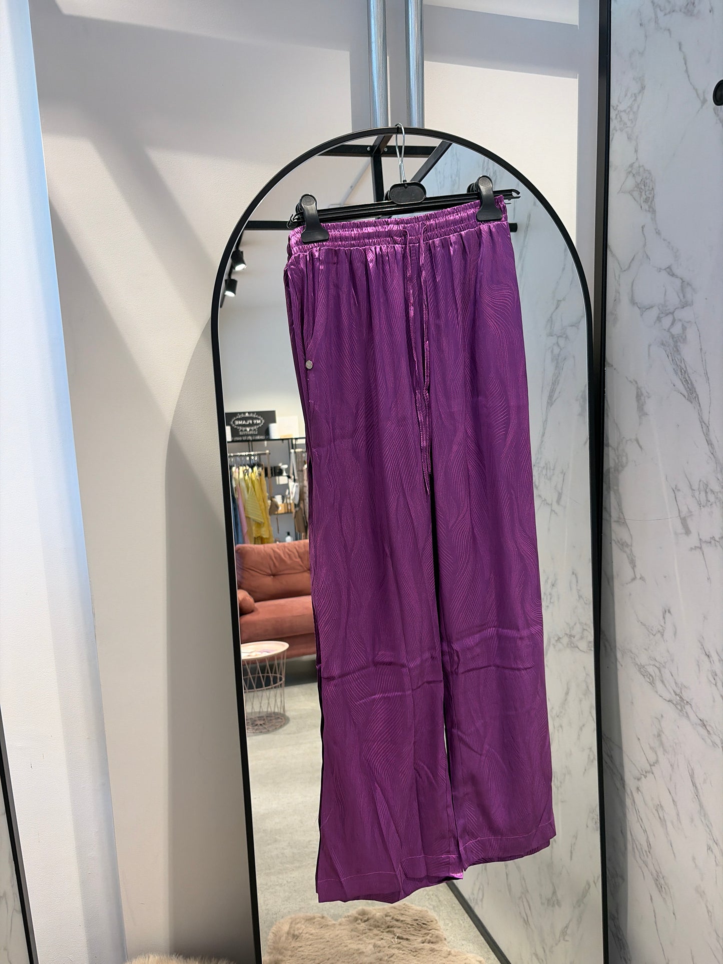 Broek YEHWANG