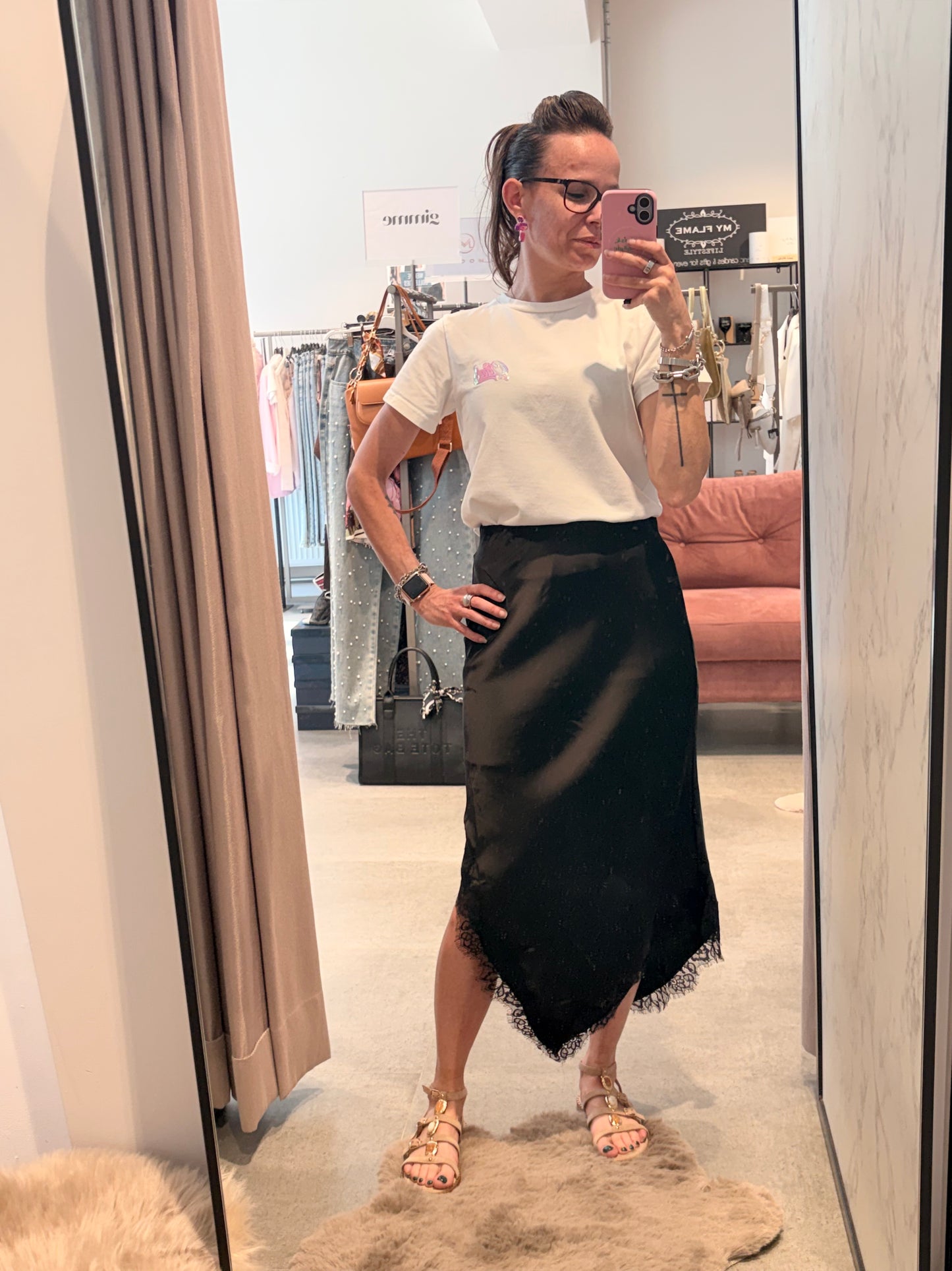 Rok Elli white
