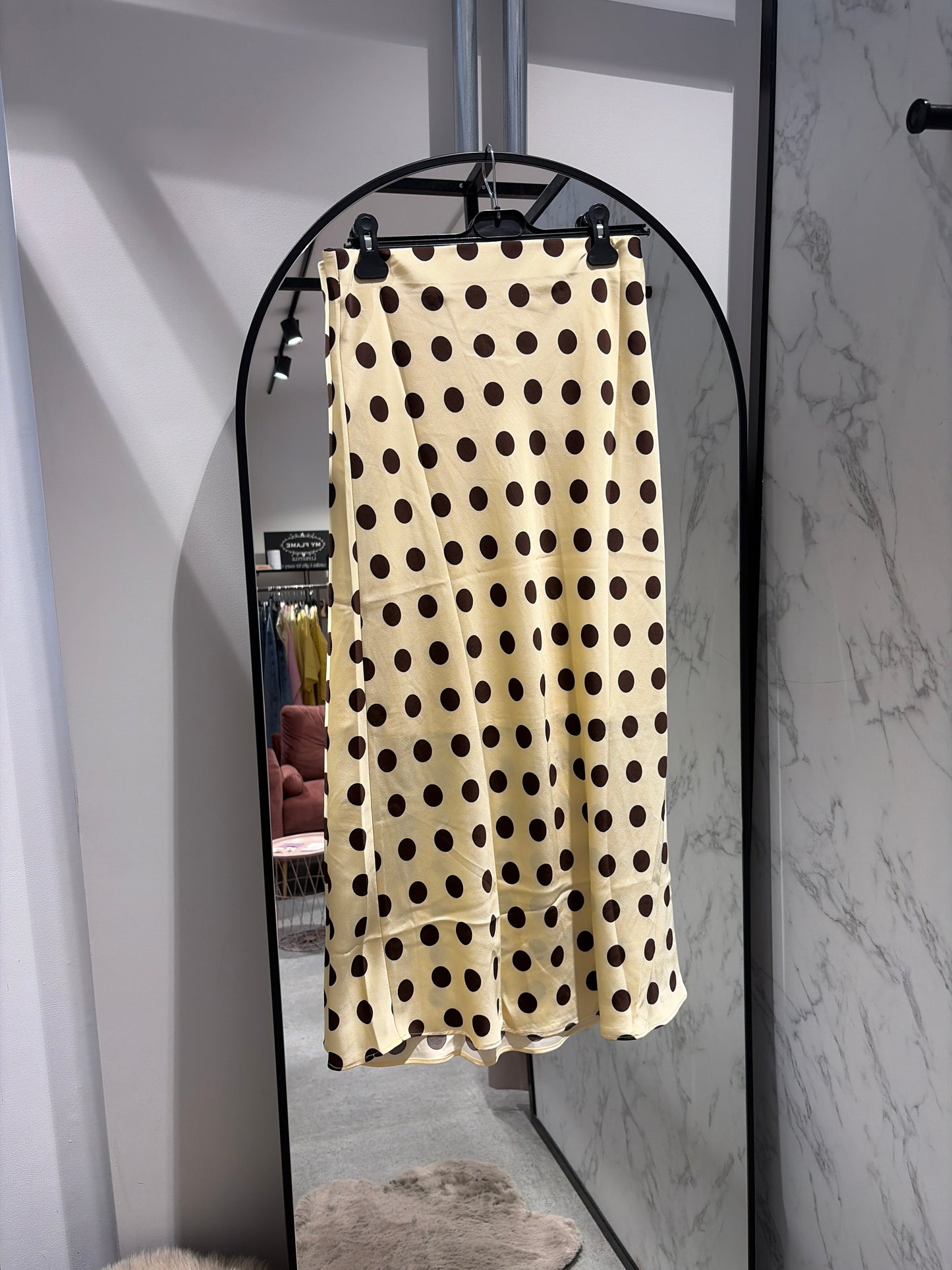 Rok Elli white polka dots
