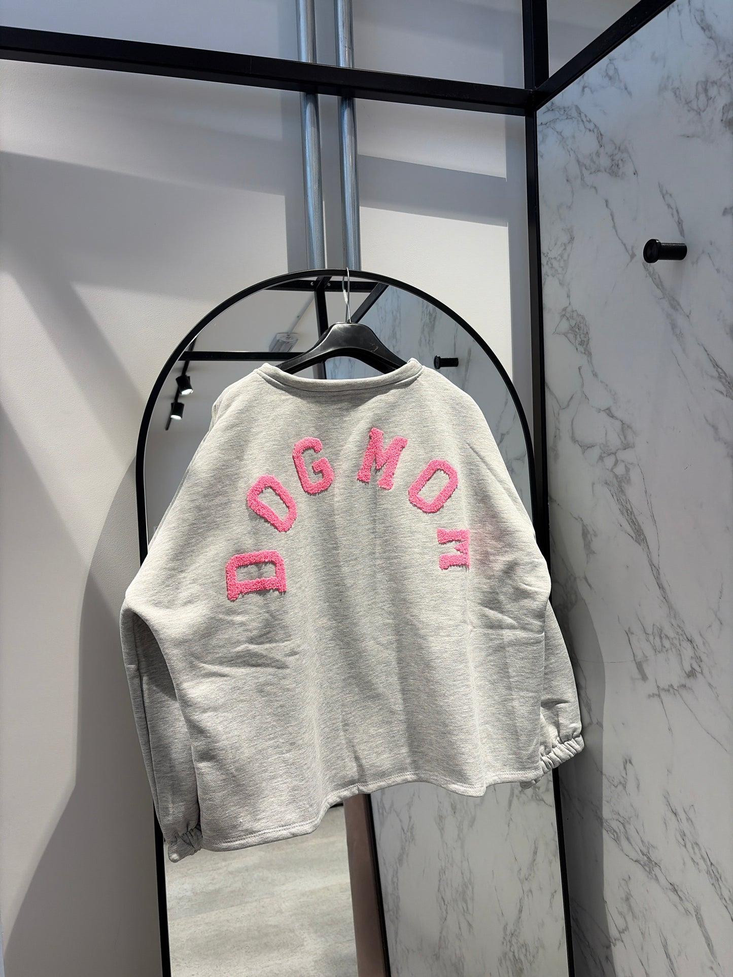 DOGMOM Oversized Sweatshirt