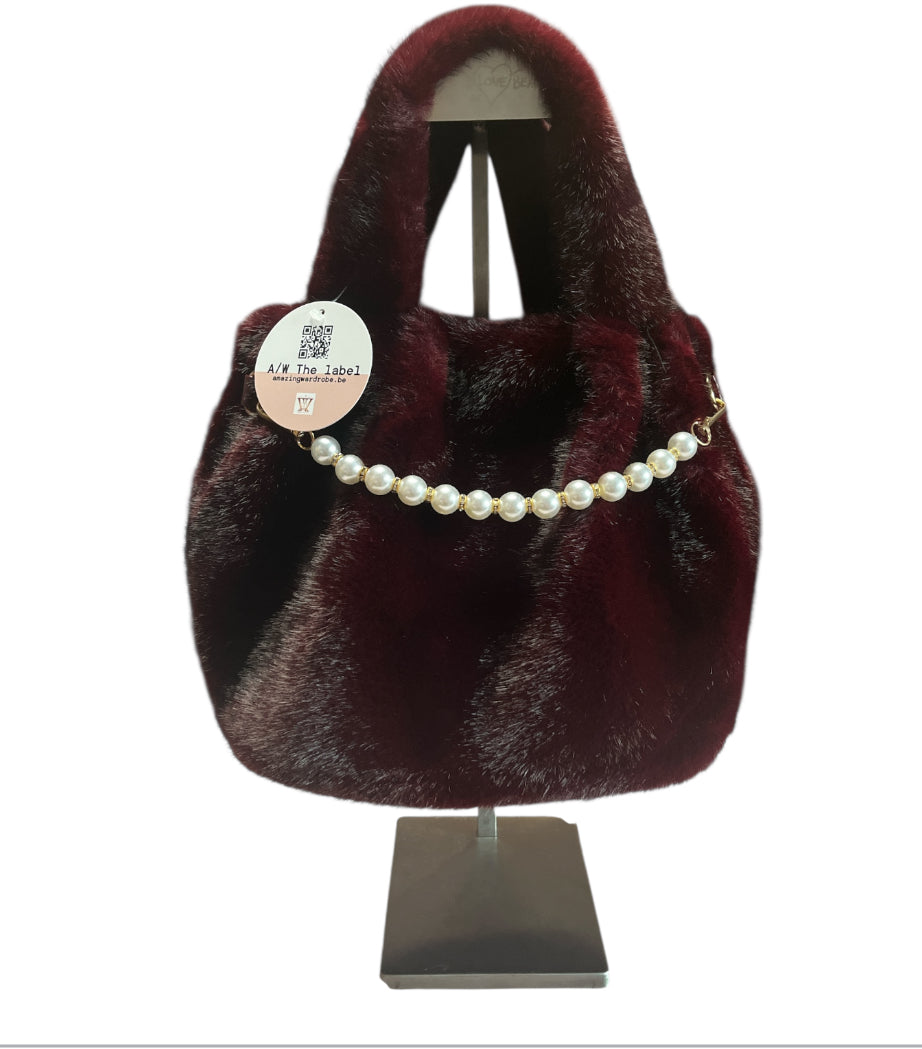 bordeaux rode furry handtas