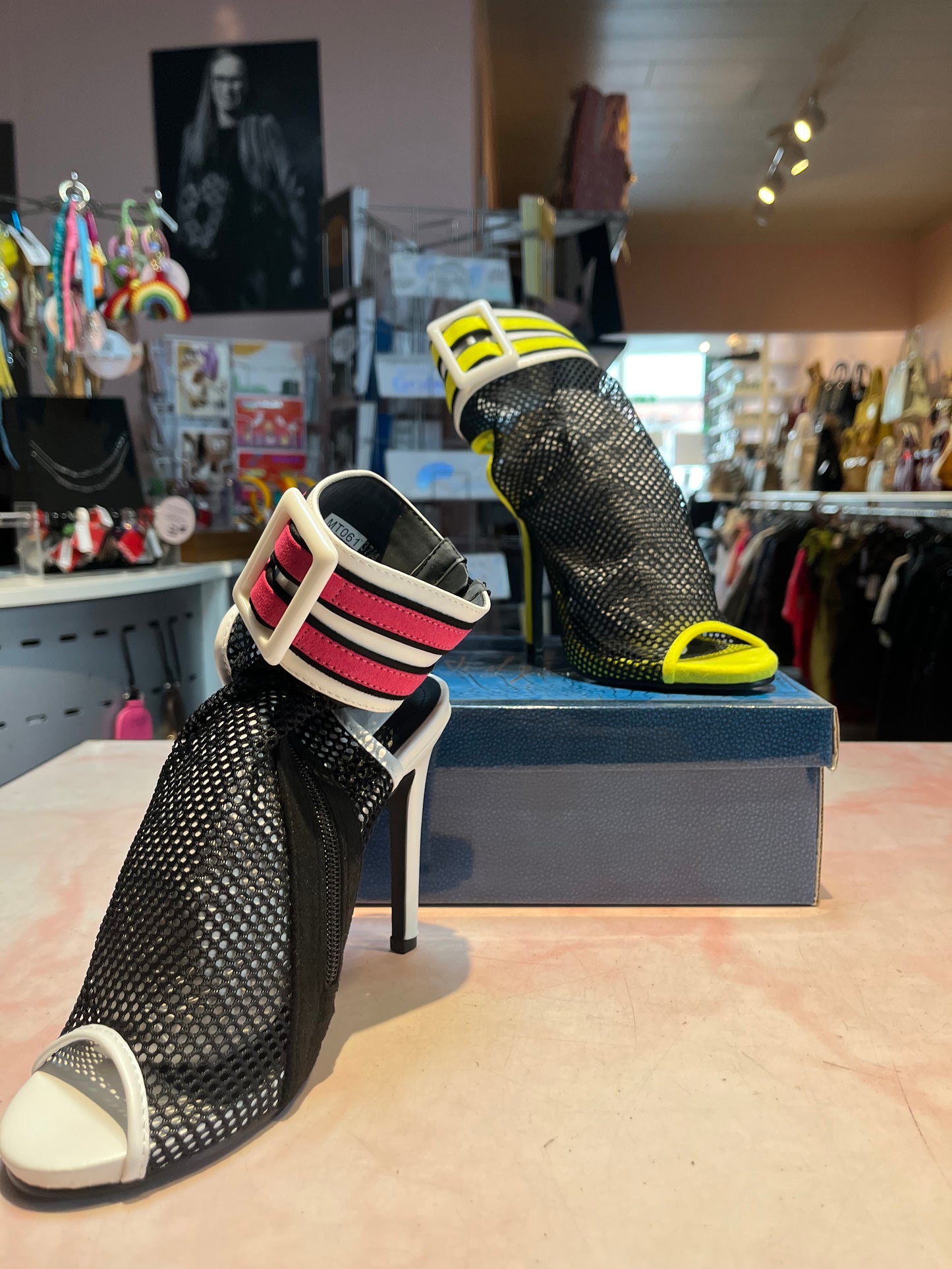 hakken fluo Sergio Totzi