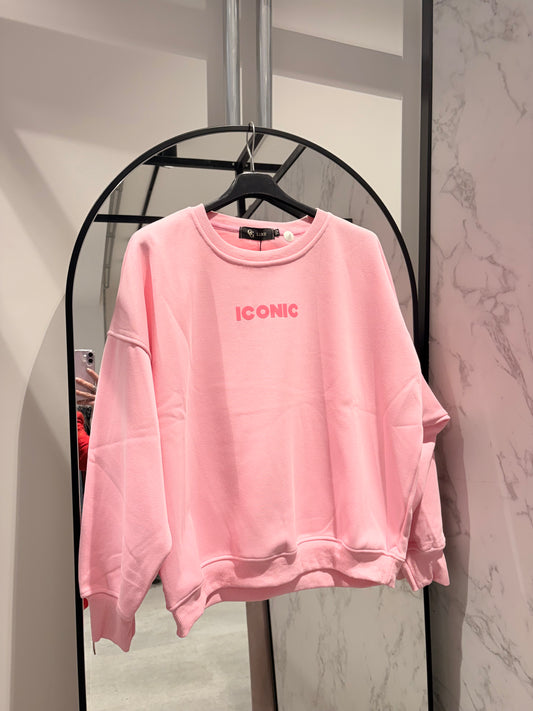 sweater iconic