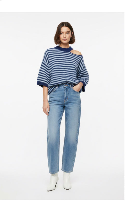 L'Essentiel Oversized Knit – Blauw Gestreept