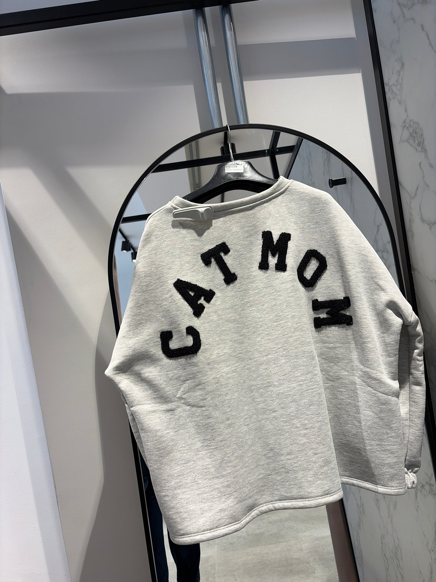 CATMOM Oversized Sweatshirt Grijs | Fluffy Logo | One Size S-L