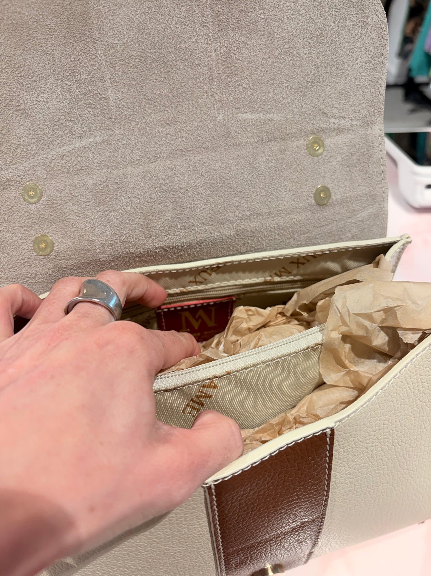 Mondieux Madame Deley drie kleur Limited edition