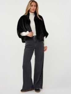 Esqualo coat poncho faux fur