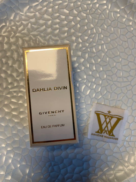 Reload  Givenchy  Dahlia Divin 5 ml eau de parfum