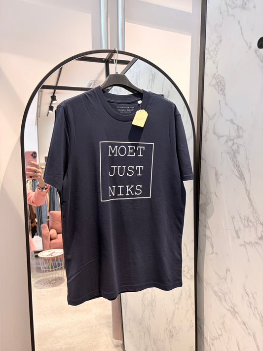 t-shirt moet just niks