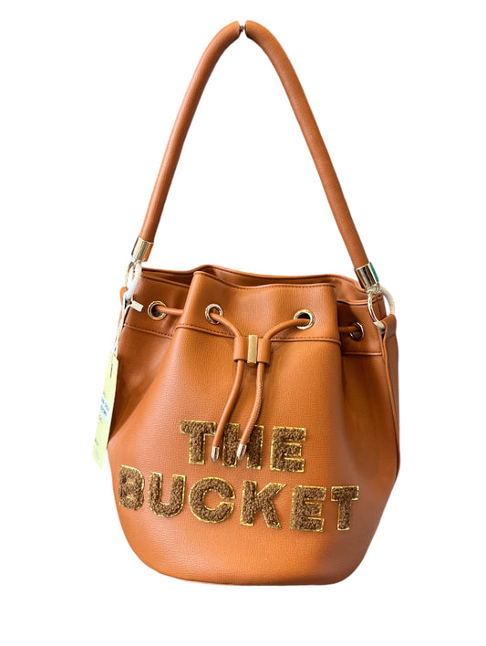 The bucket - Tom & Eva