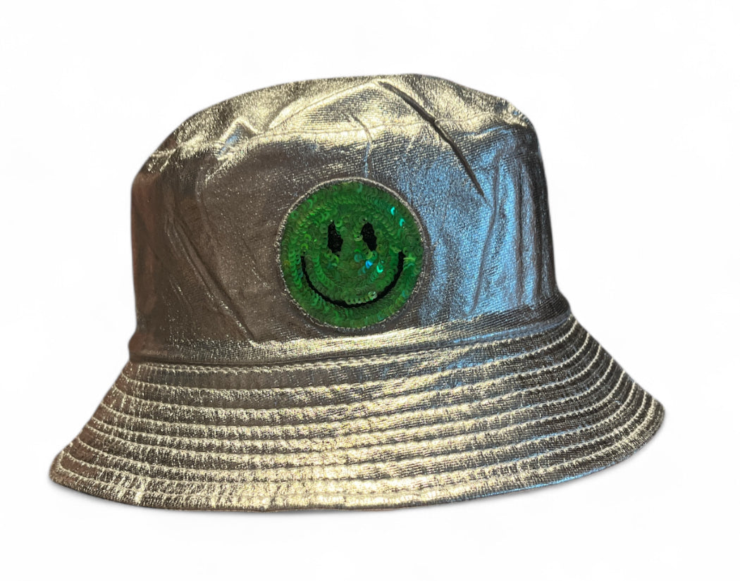 bucket hat smiley