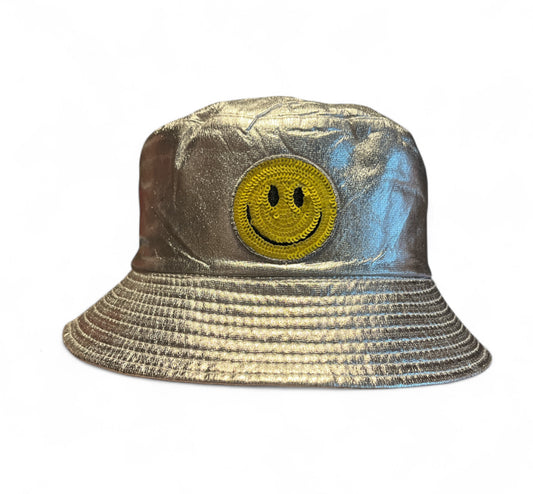 bucket hat smiley