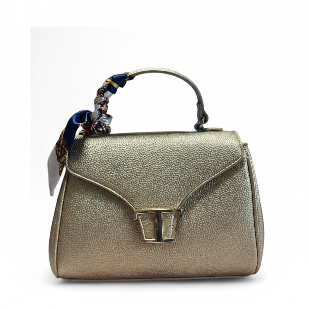 goudkleurige tas met sjaal - professionele productfoto