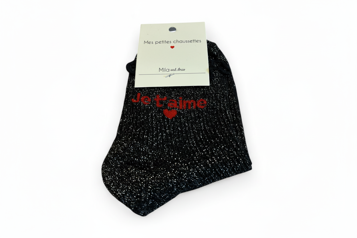 Zwarte glitter sokken met rode Je t'aime tekst - premium productfoto