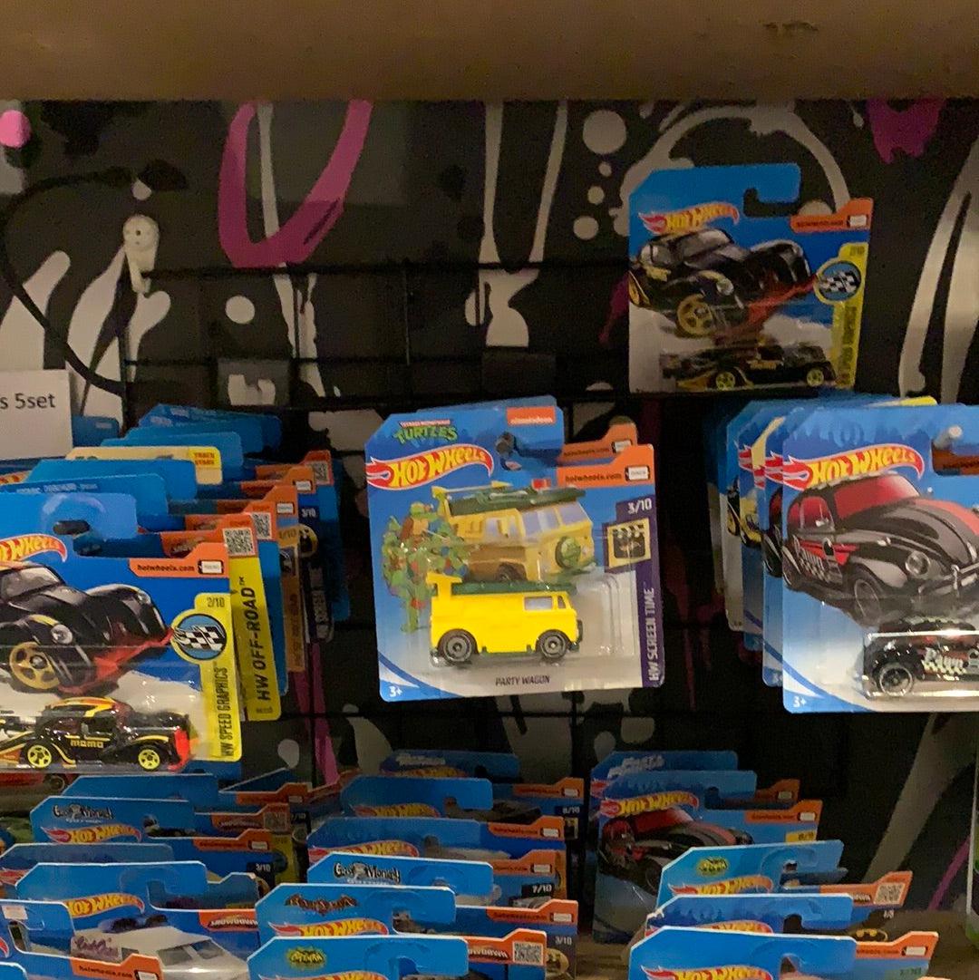 Hotwheels auto - assort geleverd - Amazing wardrobe