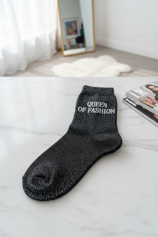 QUEEN OF FASHION glitter sokken met nieuwe achtergrond